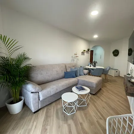 Carihuela I By Homes Malaga Torremolinos