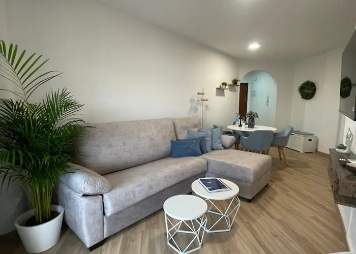 Carihuela I By Homes Malaga Торремолинос